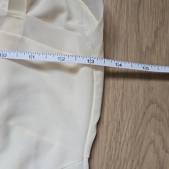 VINTAGE Cream Slip Dress with Brown Lace Size XS - Picture 7 of 8
